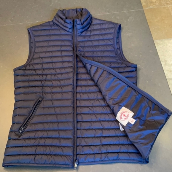 Quilted Brooks Brothers Red Fleece Navy Puffer Vest - Picture 1 of 1
